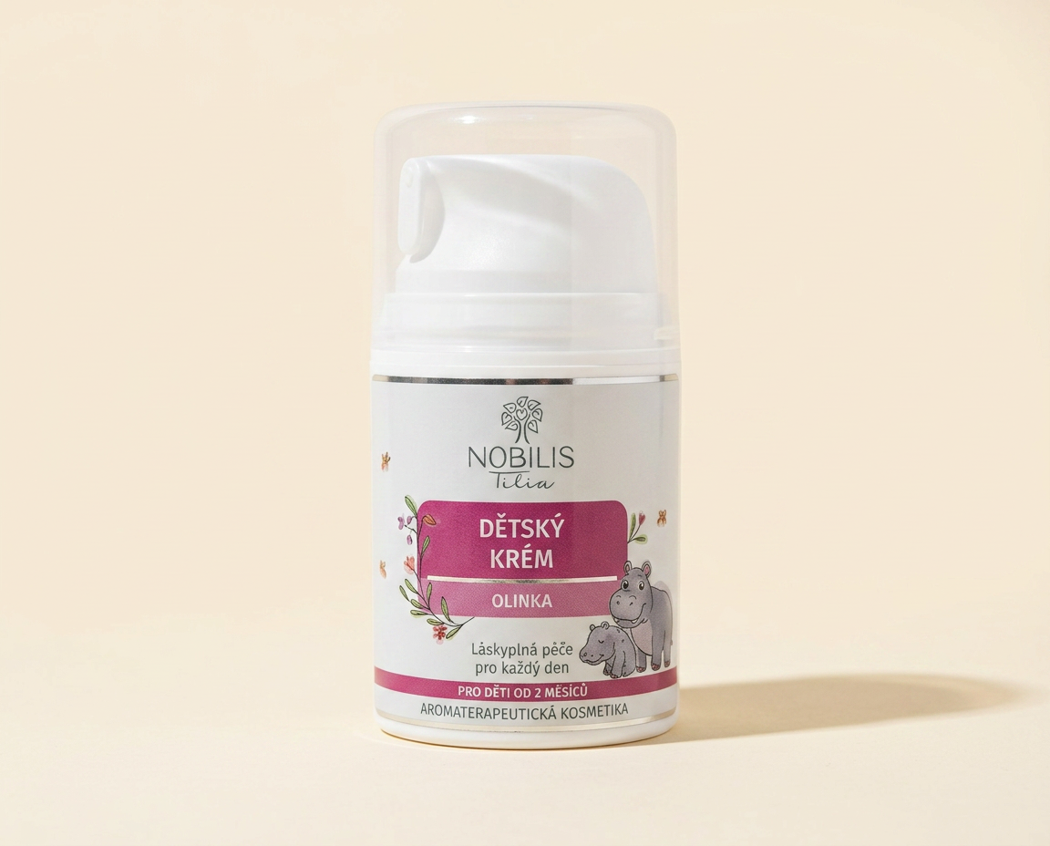 Nobilis Tilia Detský krém Olinka 100 ml – biela bezvzduchová pumpička s hrošíkmi na štítku